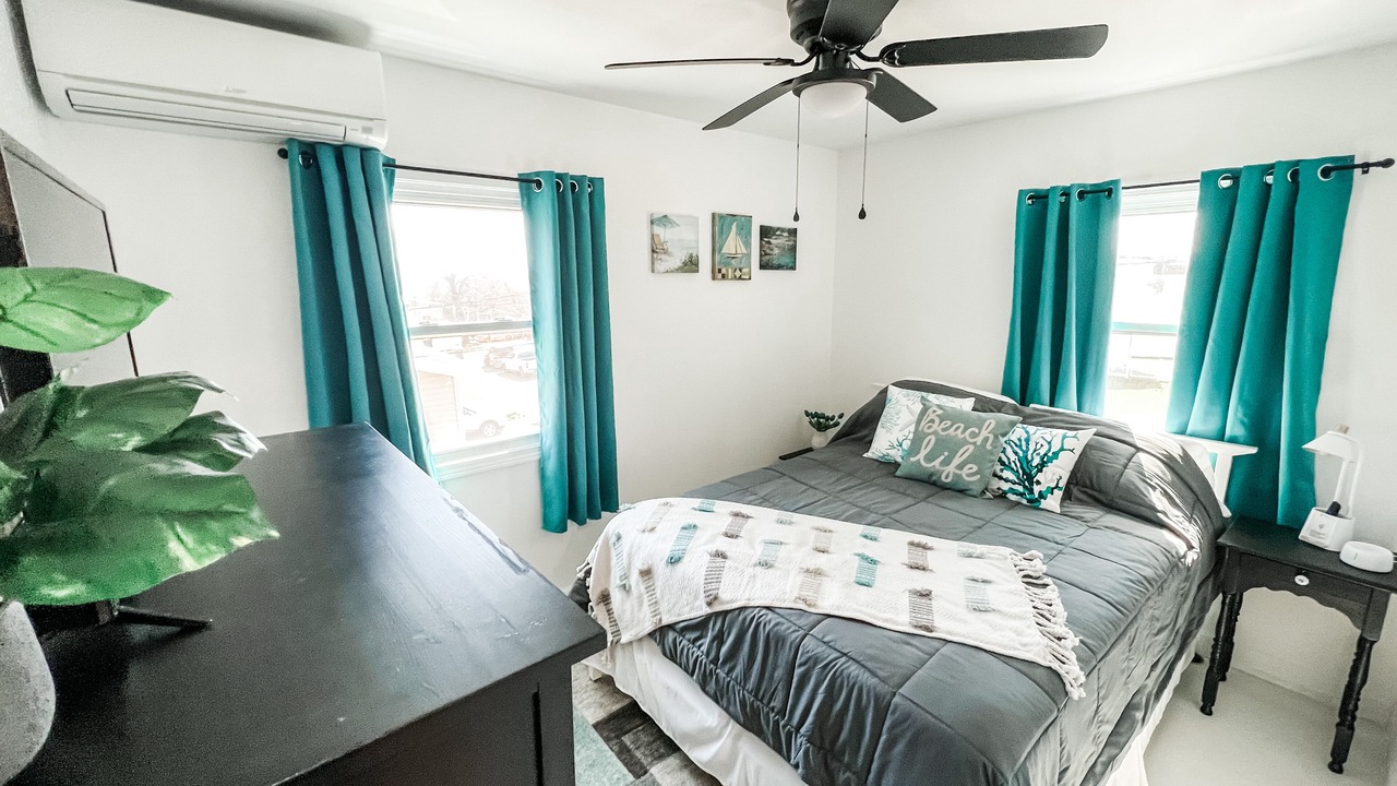 Photo of Bedroom in Niantic