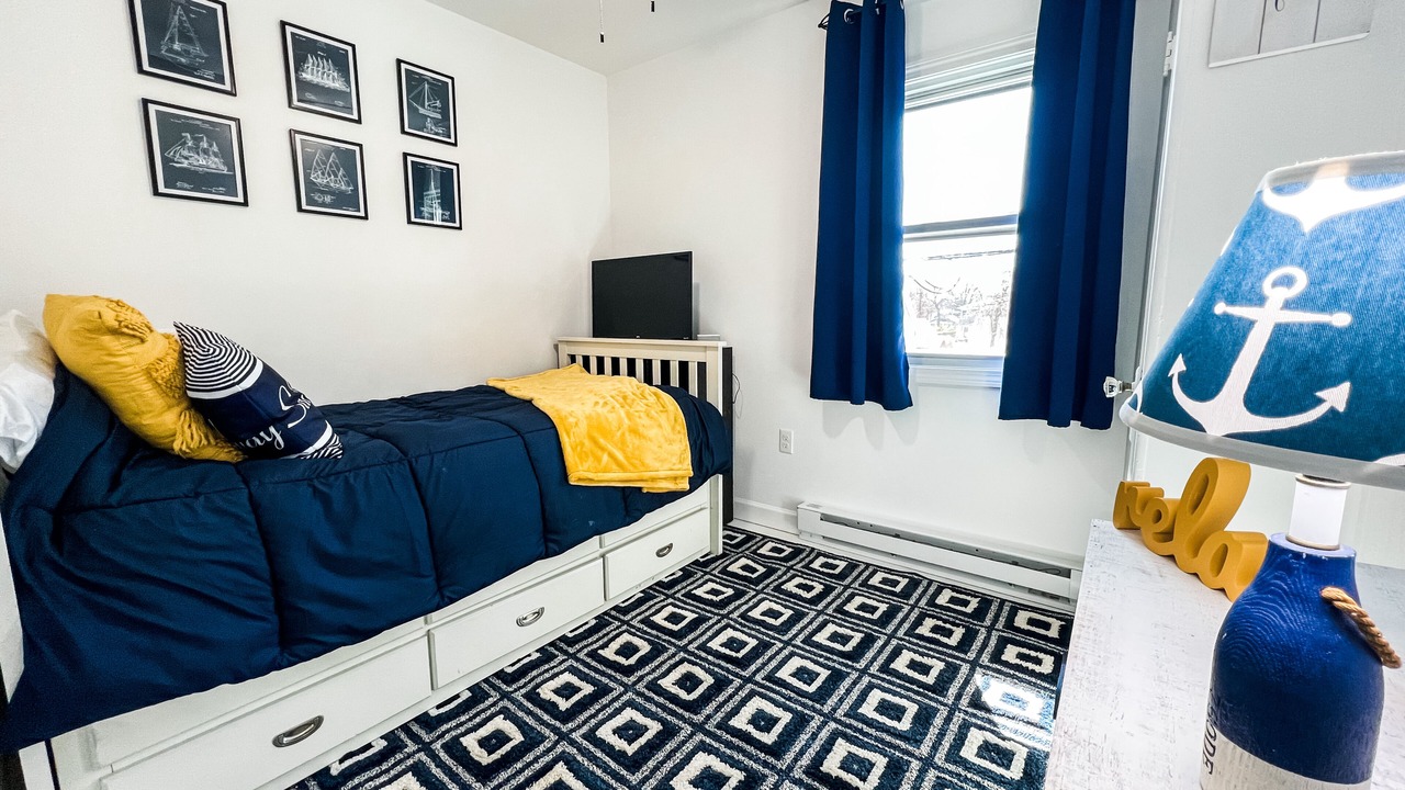 Photo of Bedroom in Niantic