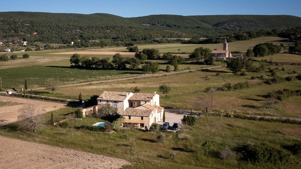 Photo of Outdoor in Ongles