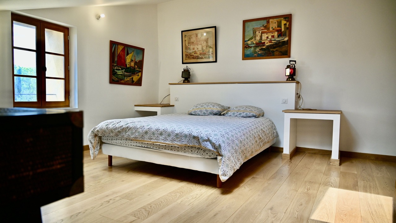 Photo of Bedroom in Ongles