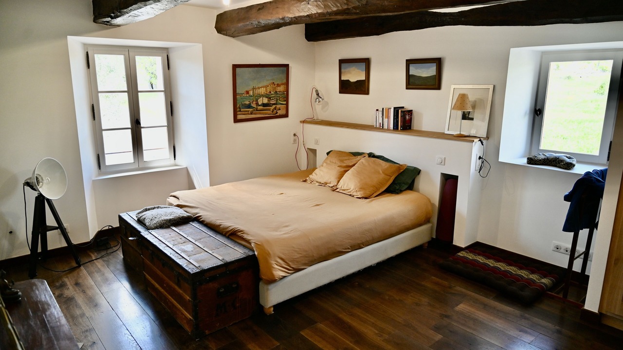 Photo of Bedroom in Ongles