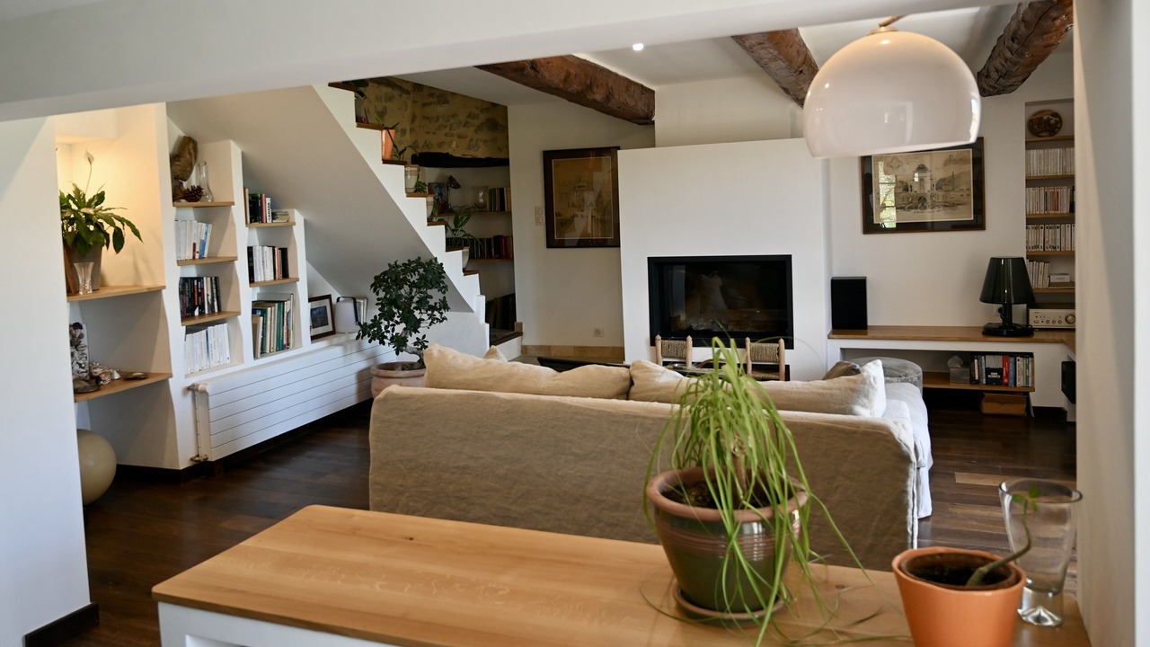 Photo of Livingroom in Ongles