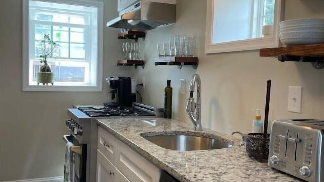 Photo of Kitchen in Broadway