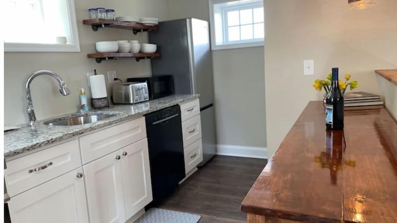 Photo of Kitchen in Broadway