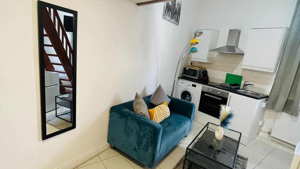 Photo of Bedroom in Queen's Park