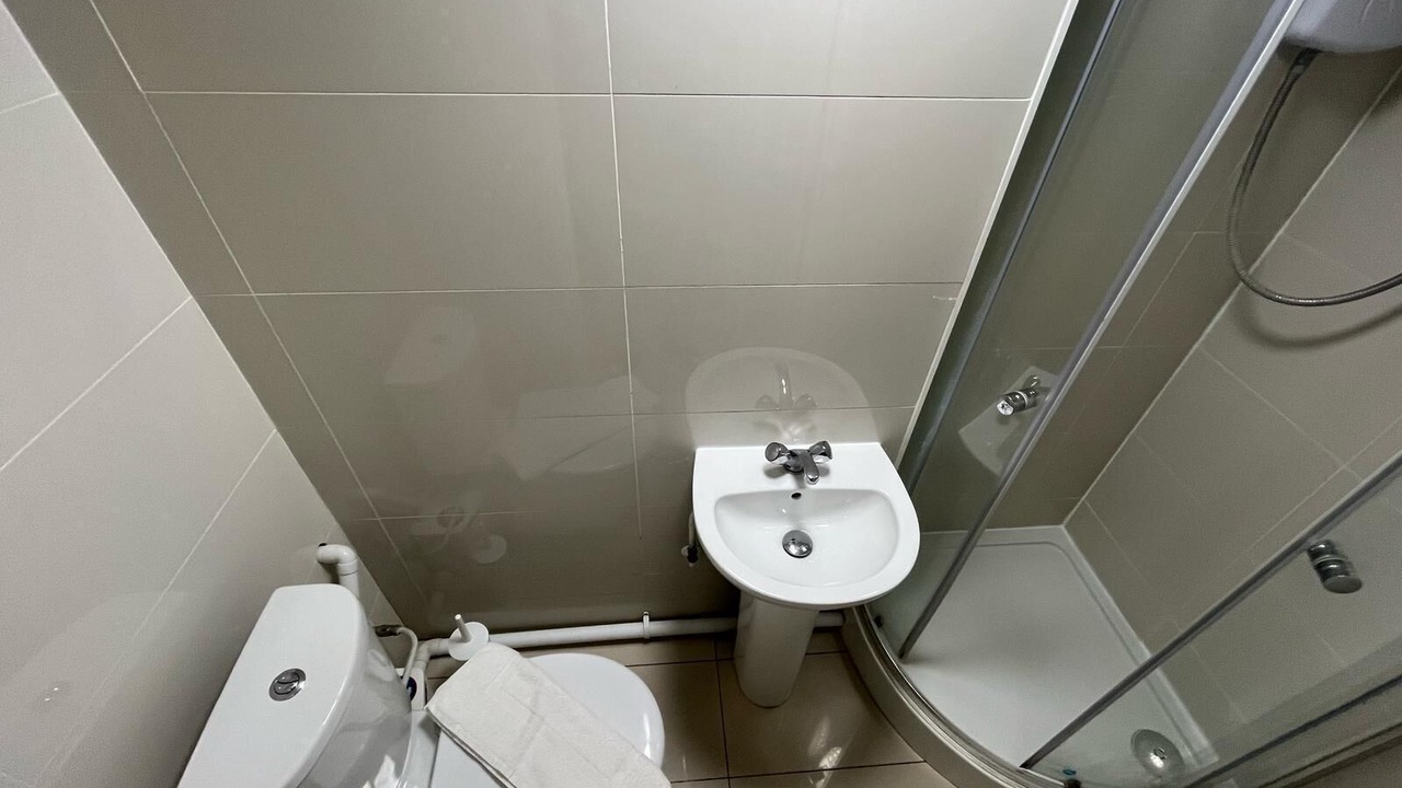 Photo of Bathroom in Queen's Park