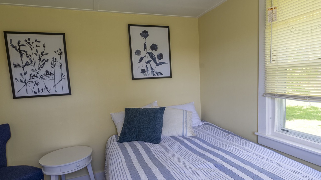 Photo of Bedroom in Little Compton