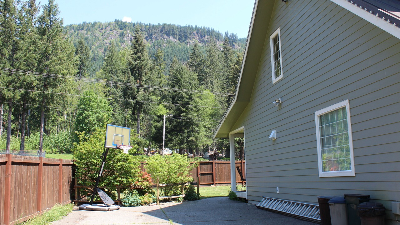 Photo of Outdoor in Ashford