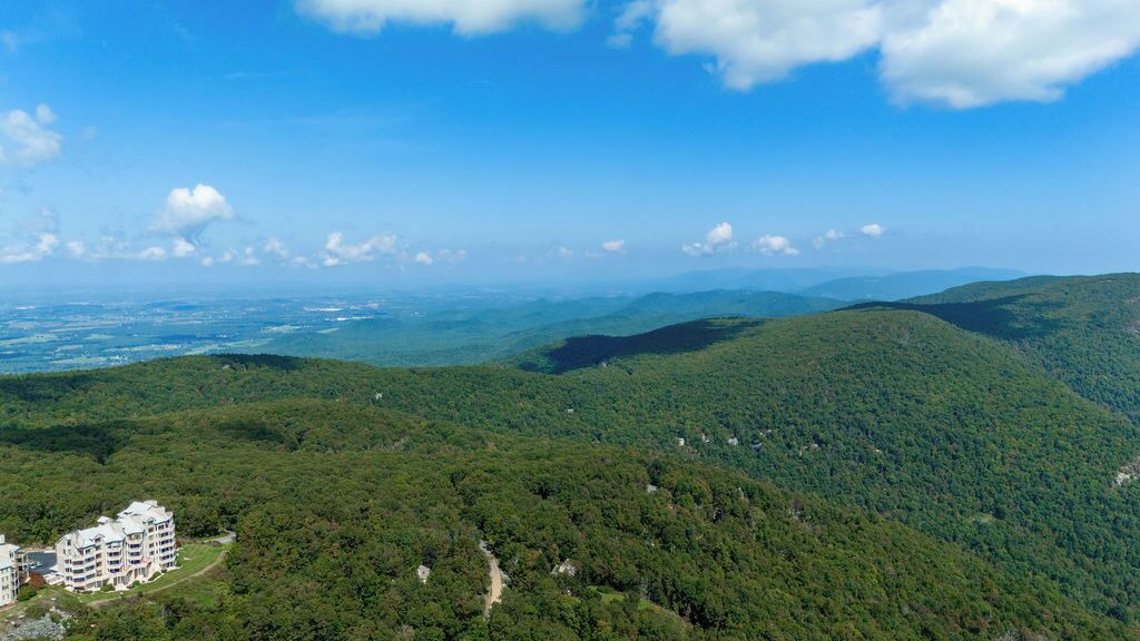 Photo of Others in Wintergreen