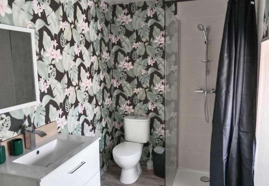 Photo of Bathroom in Saint-Michel-Mont-Mercure