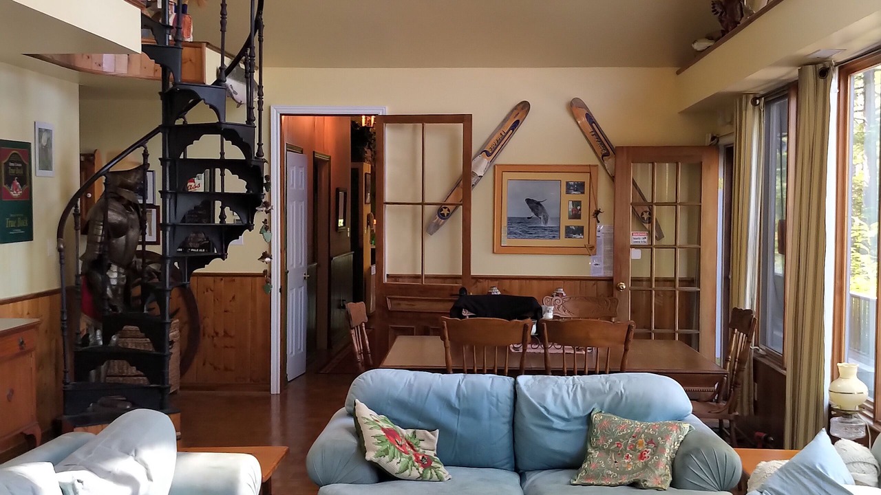 Photo of Livingroom in Algonquin Highlands