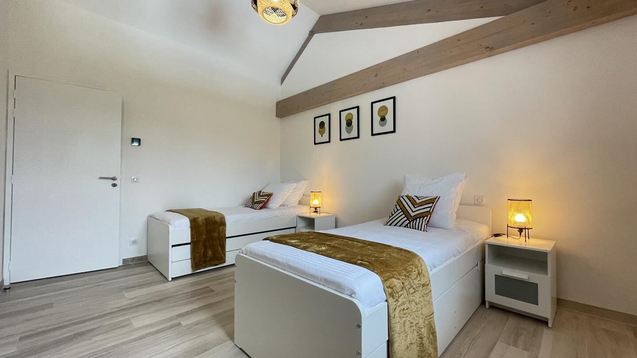 Photo of Bedroom in Sare