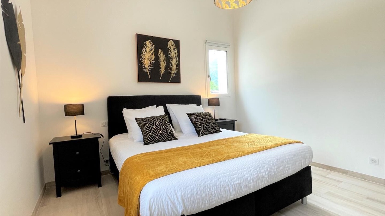 Photo of Bedroom in Sare