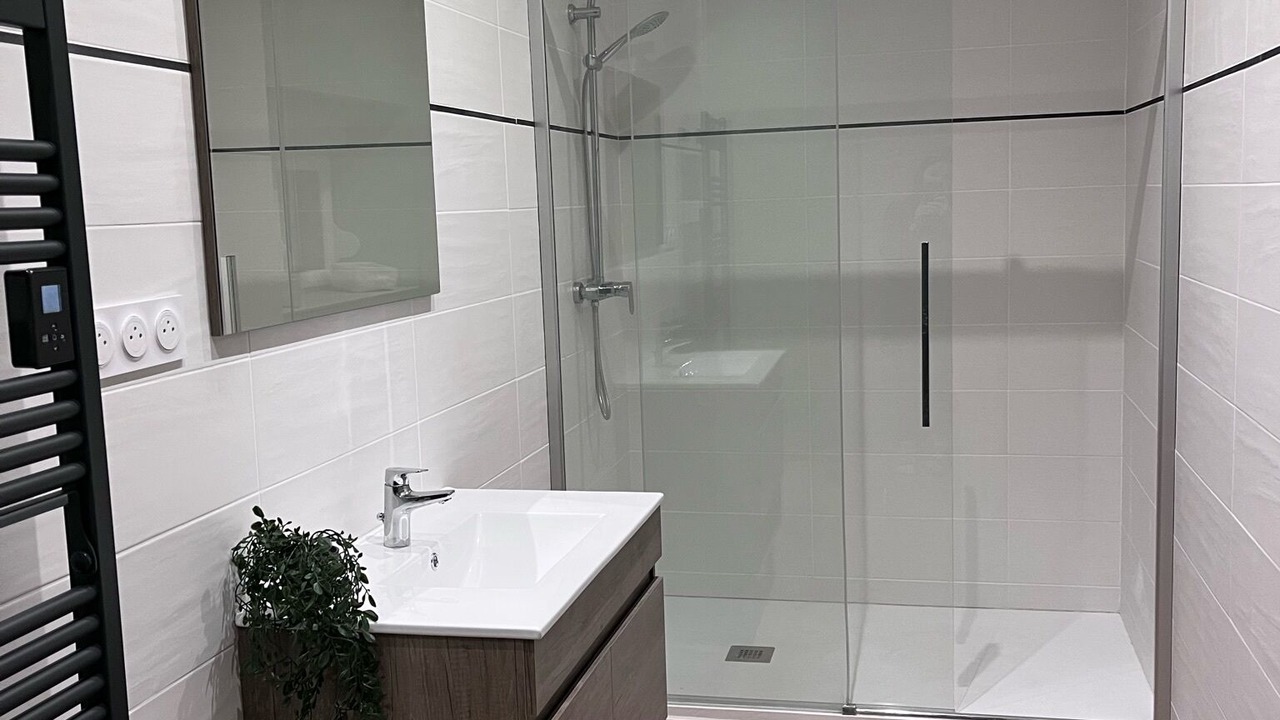 Photo of Bathroom in Belmont-sur-Buttant