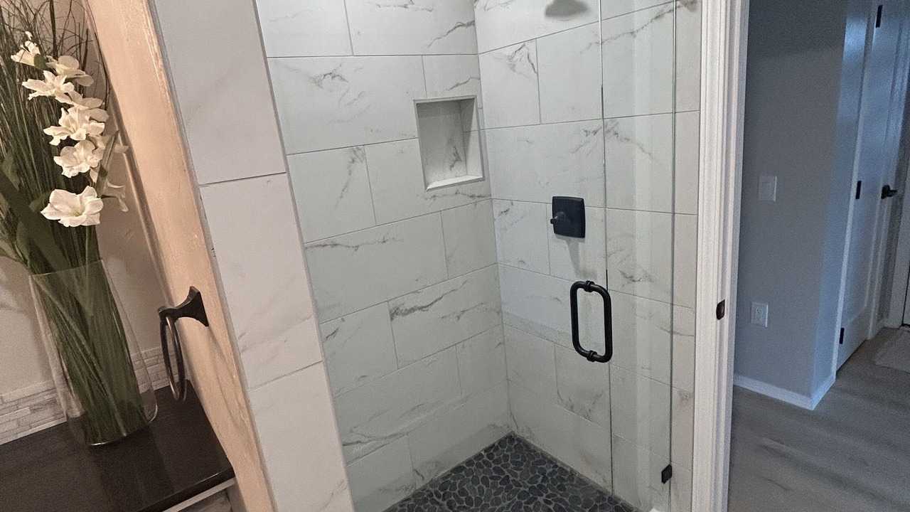 Photo of Bathroom in Garvin County