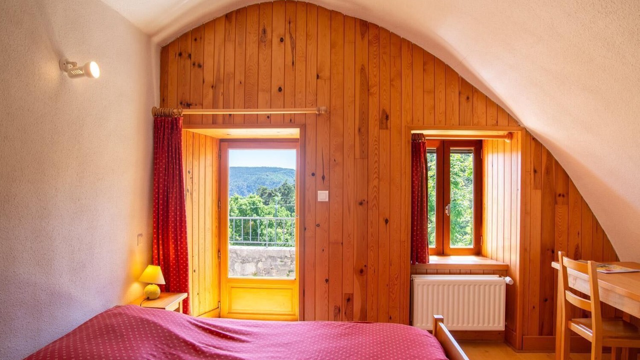 Photo of Bedroom in Saint-Georges-de-Levejac