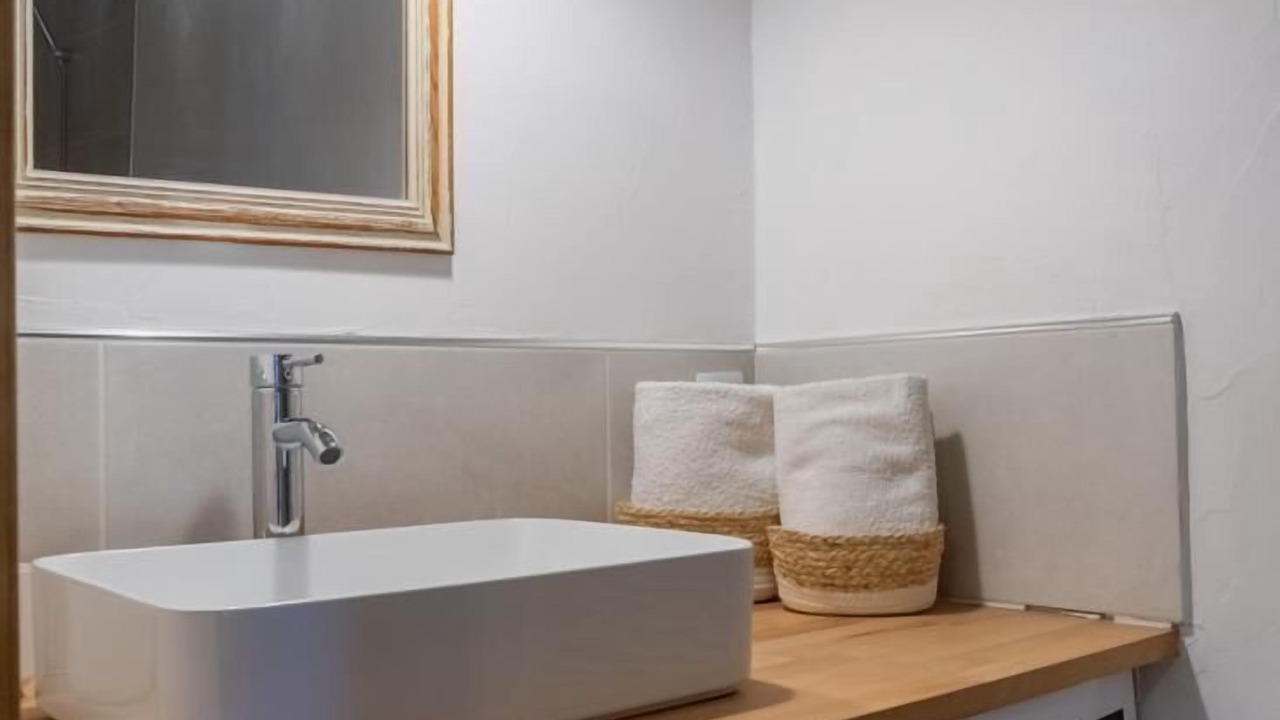 Photo of Bathroom in Saint-Pierre-des-Tripiers