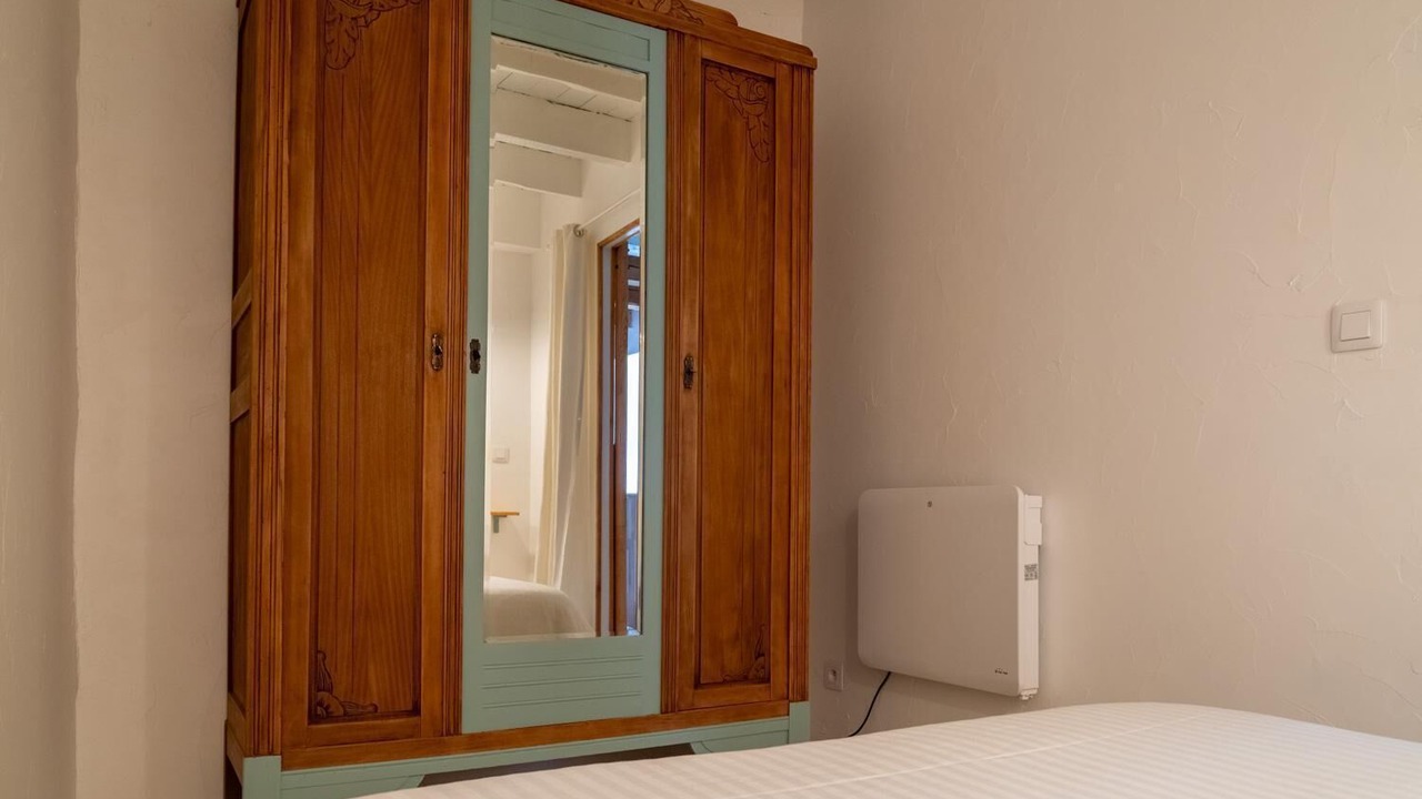Photo of Bedroom in Saint-Pierre-des-Tripiers
