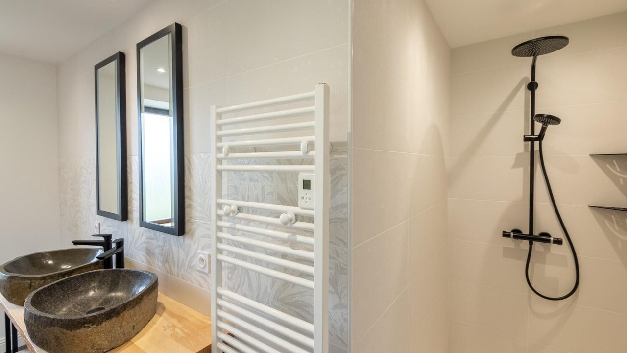 Photo of Bathroom in Peyre-en-Aubrac