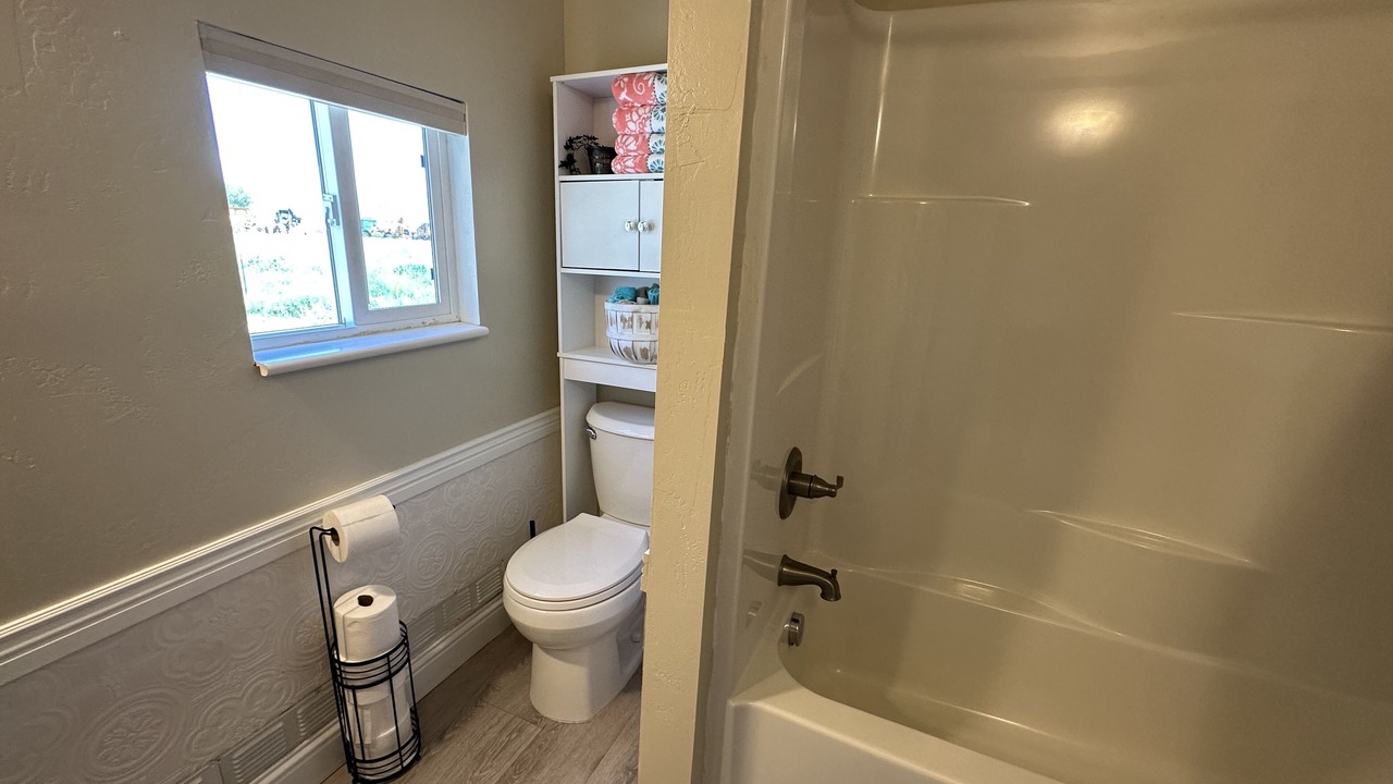 Photo of Bathroom in Lazear