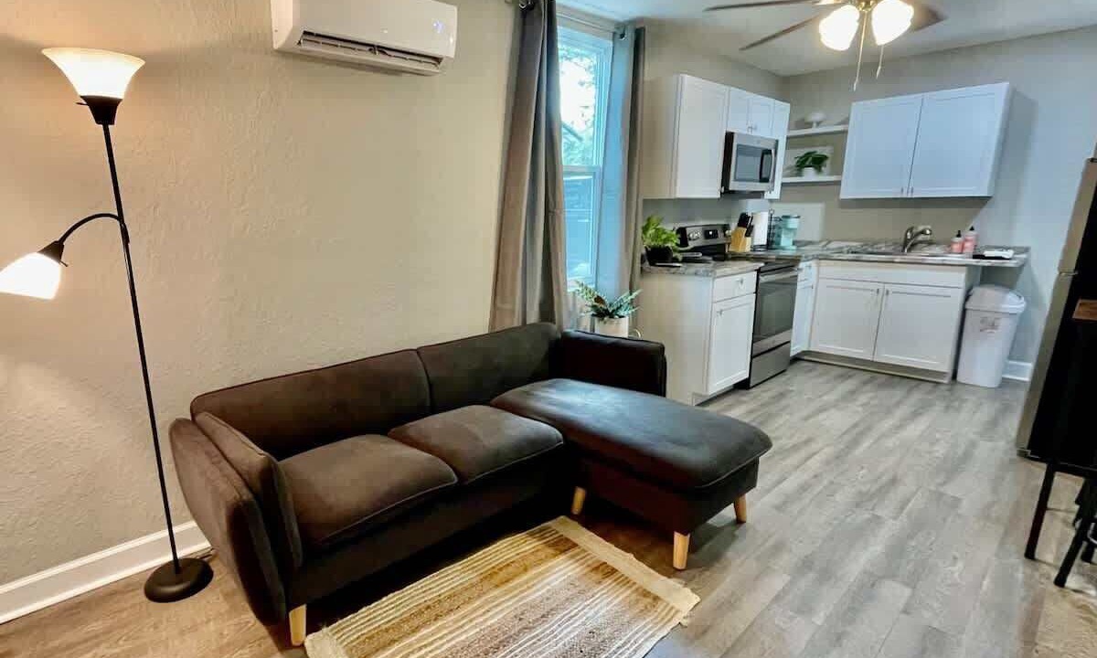 Photo of Livingroom in Dixieland