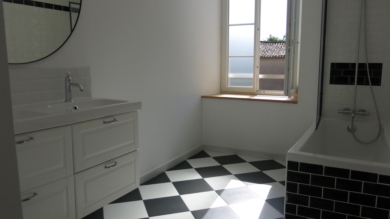 Photo of Bathroom in Lucon