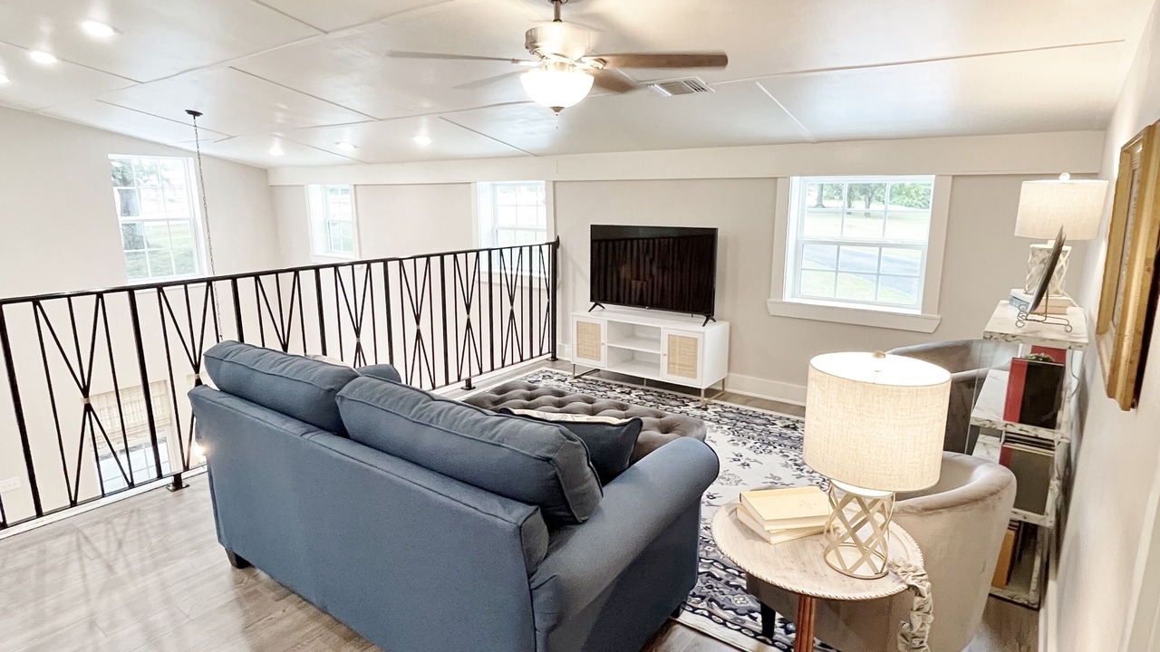 Photo of Livingroom in Tyler