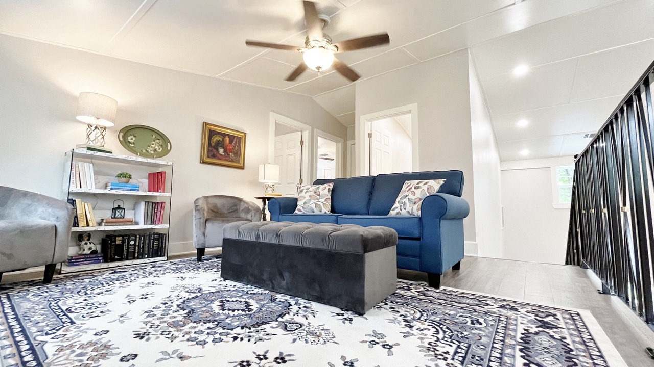 Photo of Livingroom in Tyler