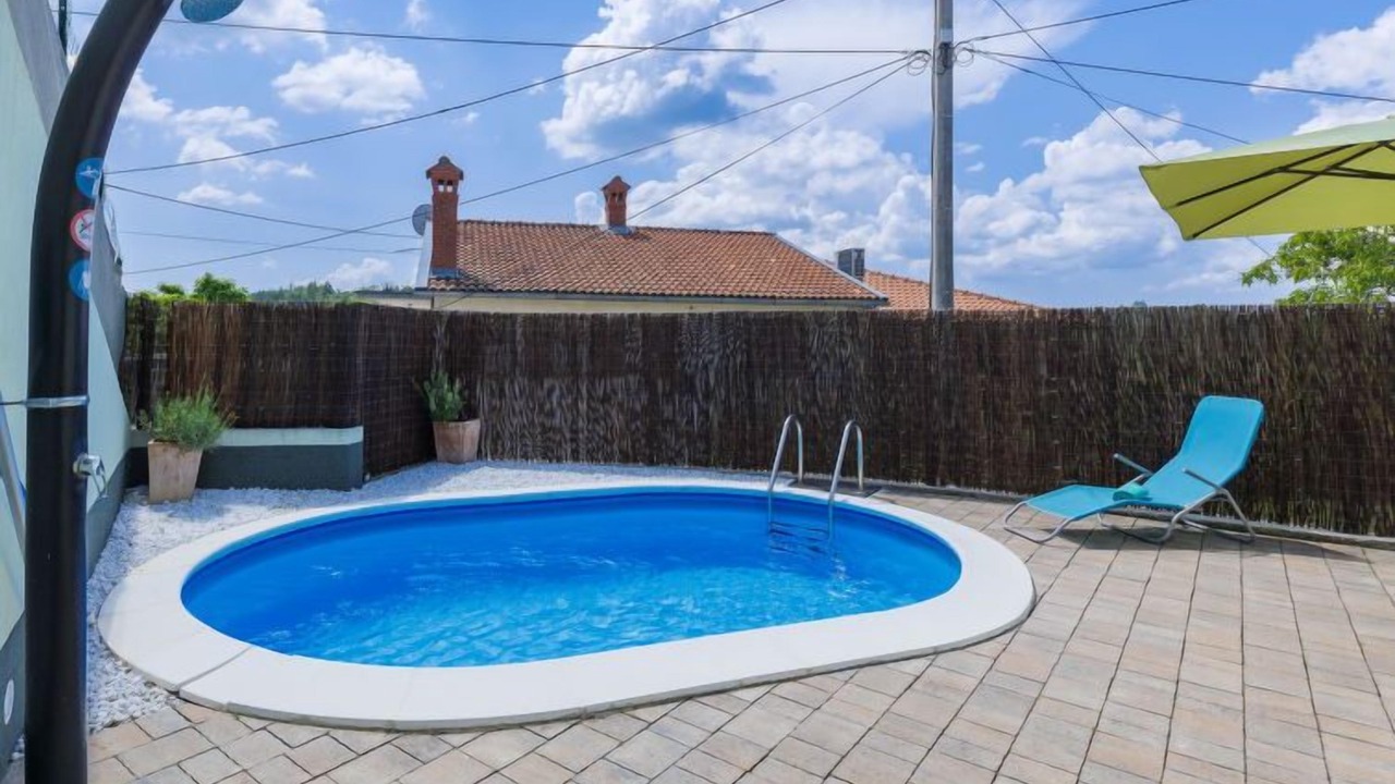 Photo of Outdoor in Grabri