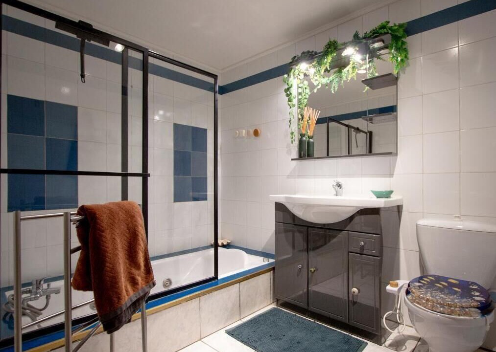 Photo of Bathroom in Annecy Old Town