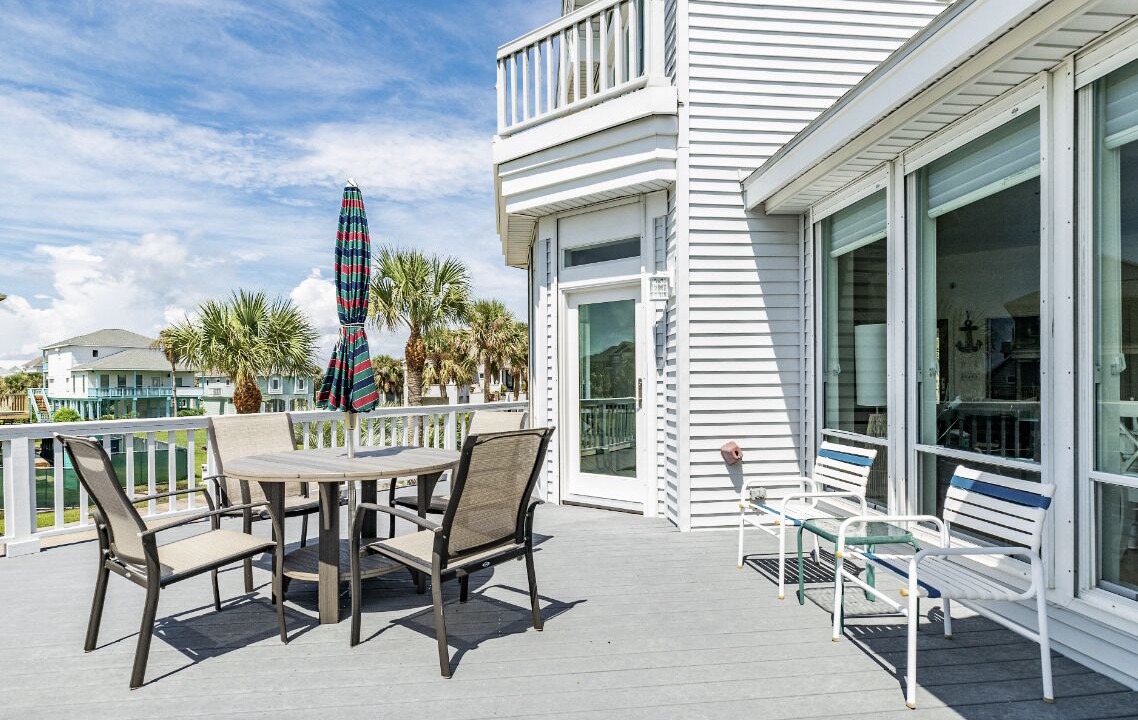 Photo of Outdoor in Pirates Beach West