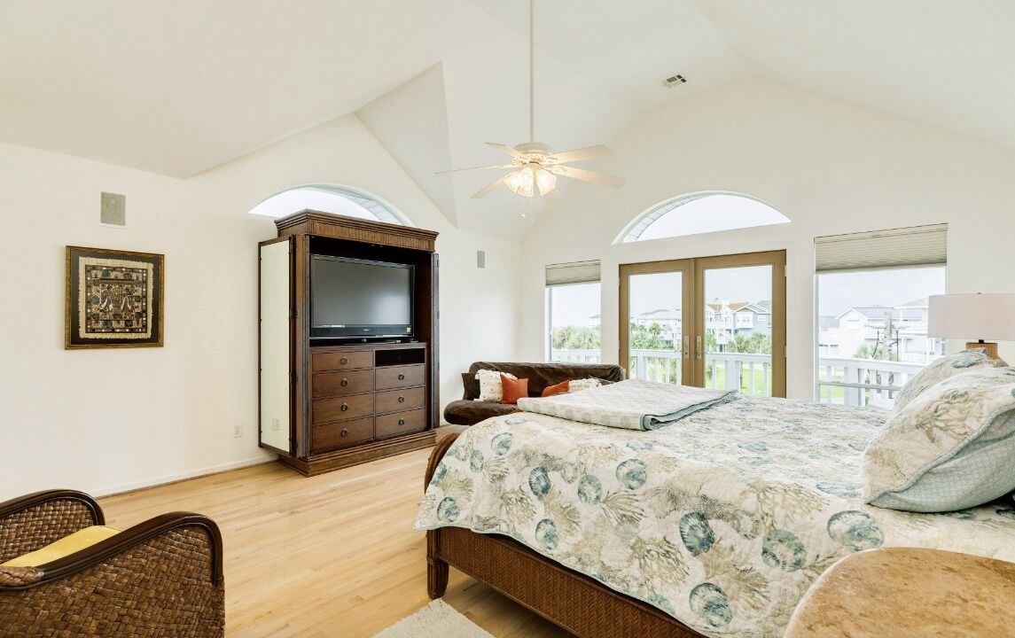 Photo of Bedroom in Pirates Beach West