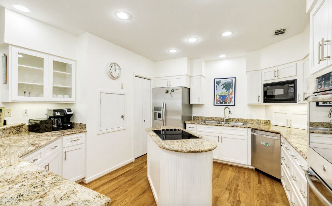 Photo of Kitchen in Pirates Beach West
