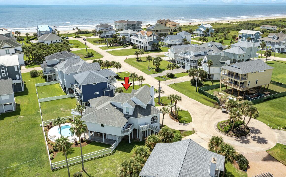 Photo of Outdoor in Pirates Beach West