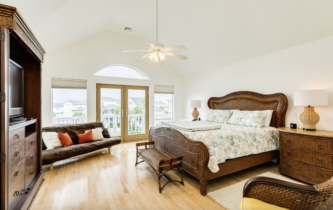 Photo of Bedroom in Pirates Beach West