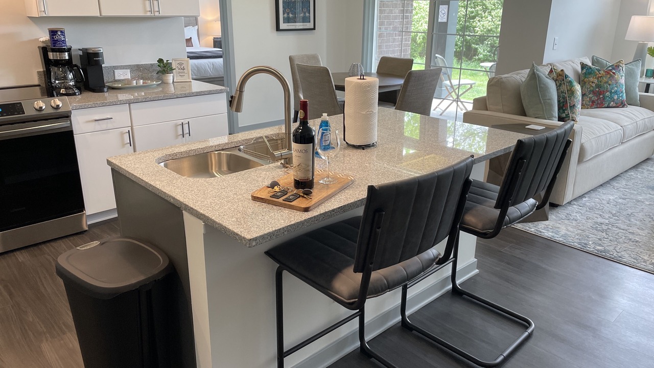 Photo of Others in Tuttle West