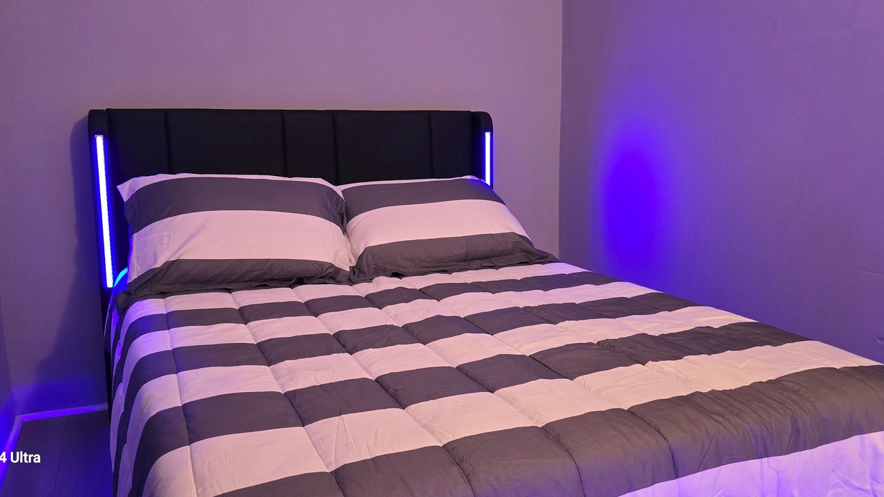 Photo of Bedroom in Stockade Historic District