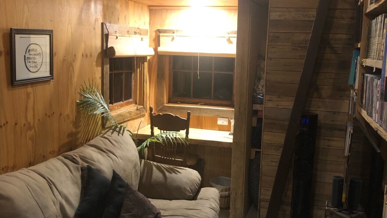 Photo of Livingroom in Kingston