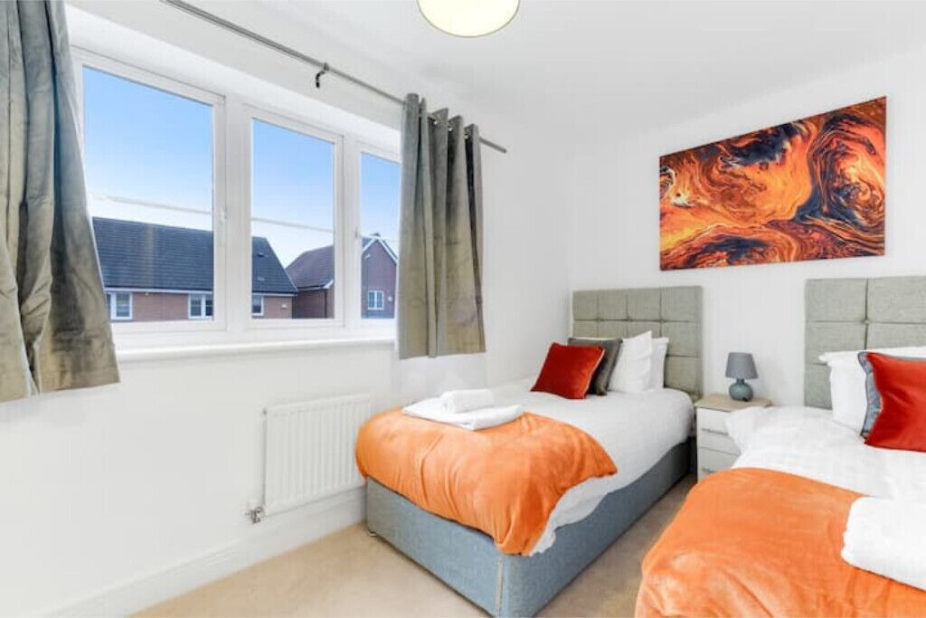 Photo of Bedroom in Leavesden