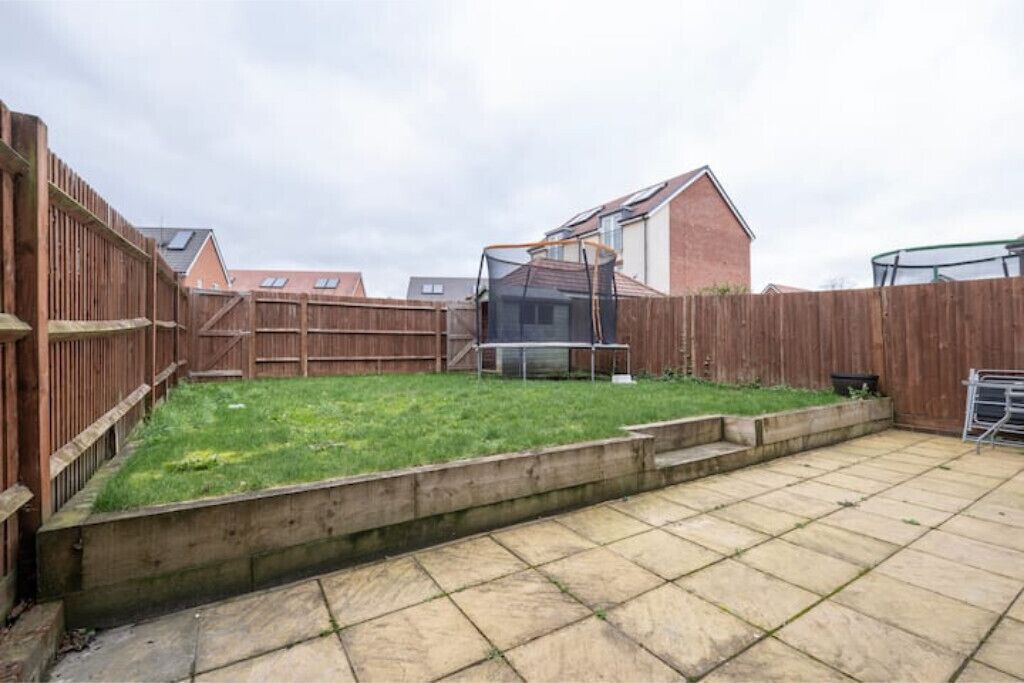 Photo of Outdoor in Leavesden