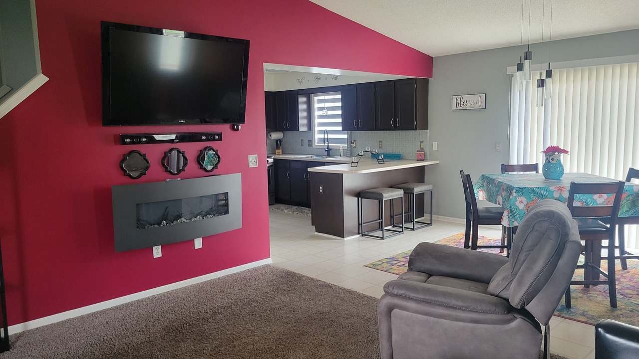 Photo of Livingroom in Kentwood
