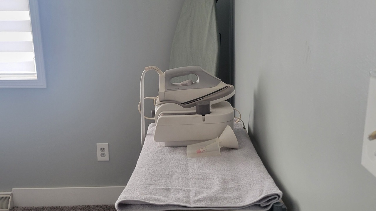 Photo of Bedroom in Kentwood