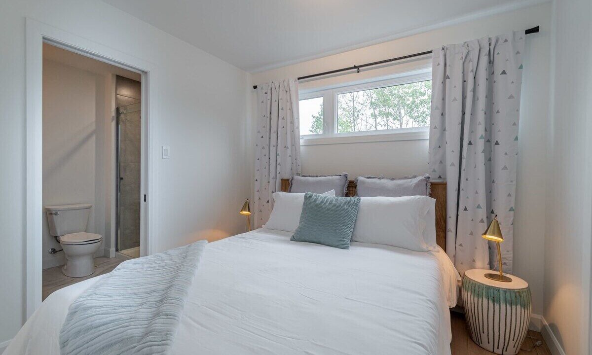 Photo of Bedroom in Shannon