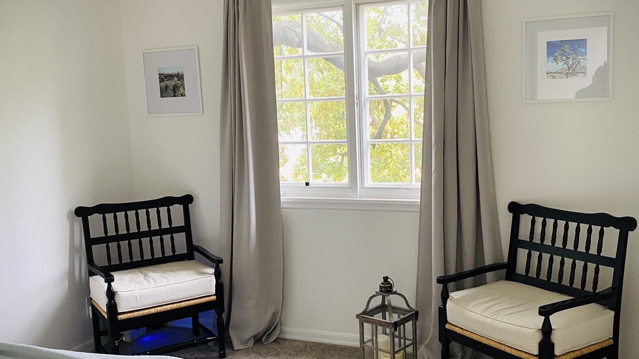 Photo of Bedroom in La Canada Flintridge