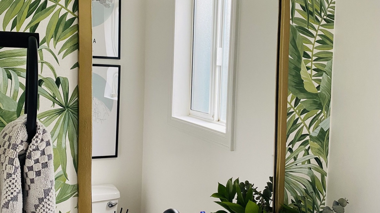 Photo of Bathroom in La Canada Flintridge