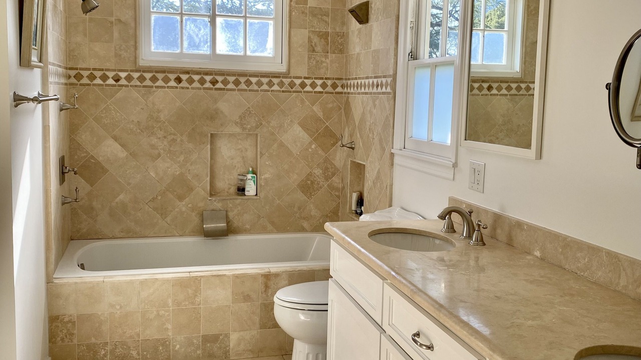 Photo of Bathroom in La Canada Flintridge