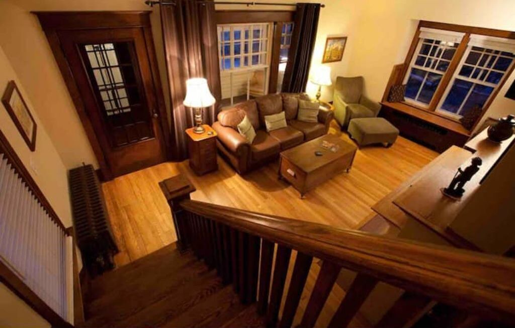 Photo of Livingroom in Haileybury