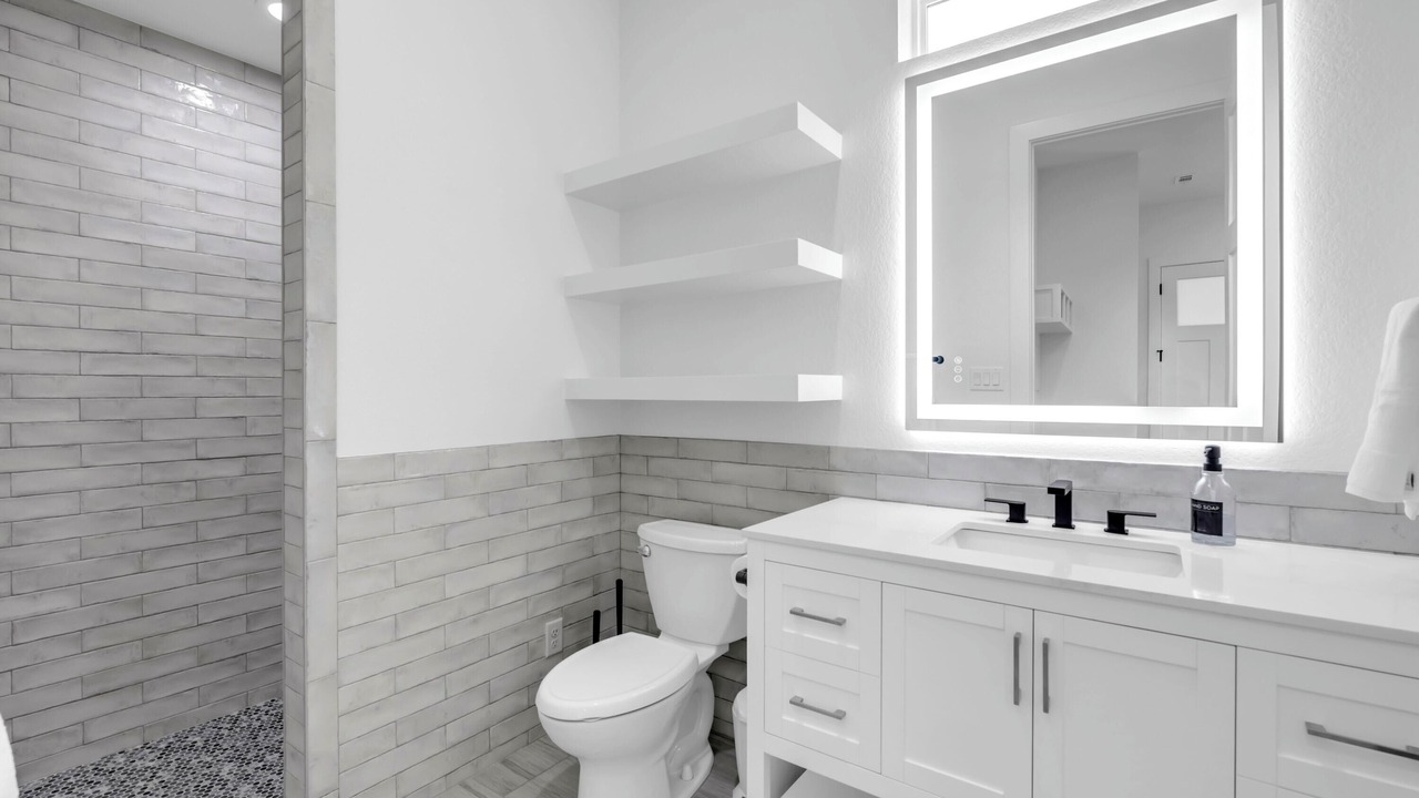 Photo of Bathroom in Burnet