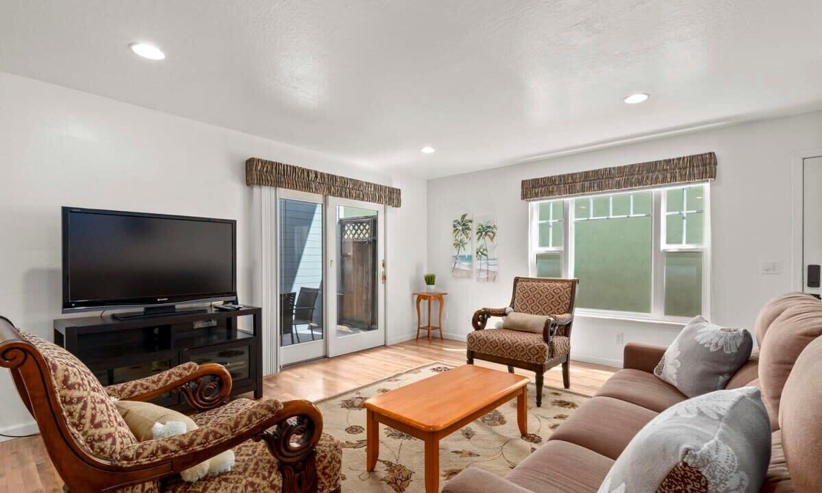 Photo of Livingroom in Capitola
