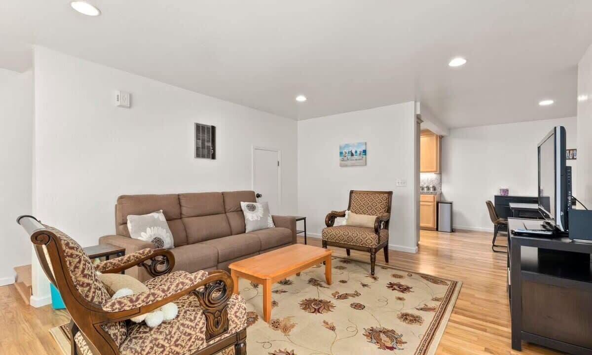 Photo of Livingroom in Capitola